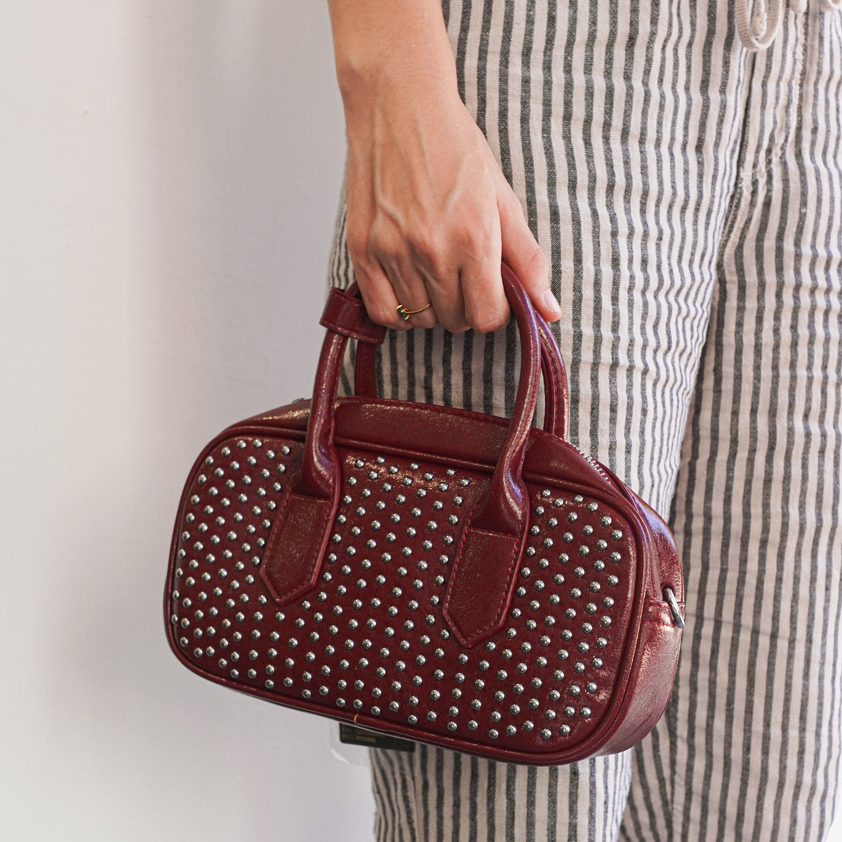 BOLSO BOWLING TACHUELAS