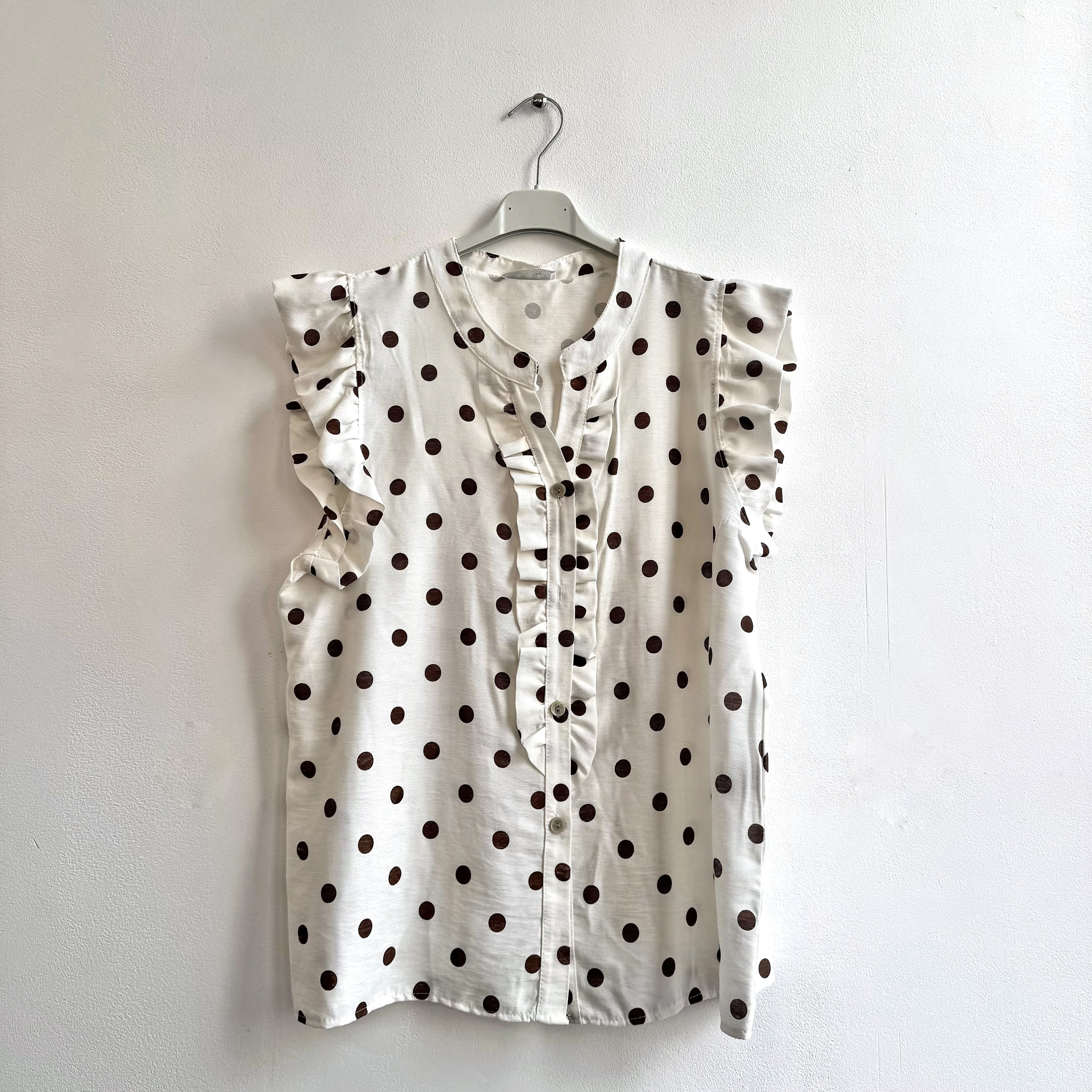 BLUSA LUNARES VOLANTES MARRÓN